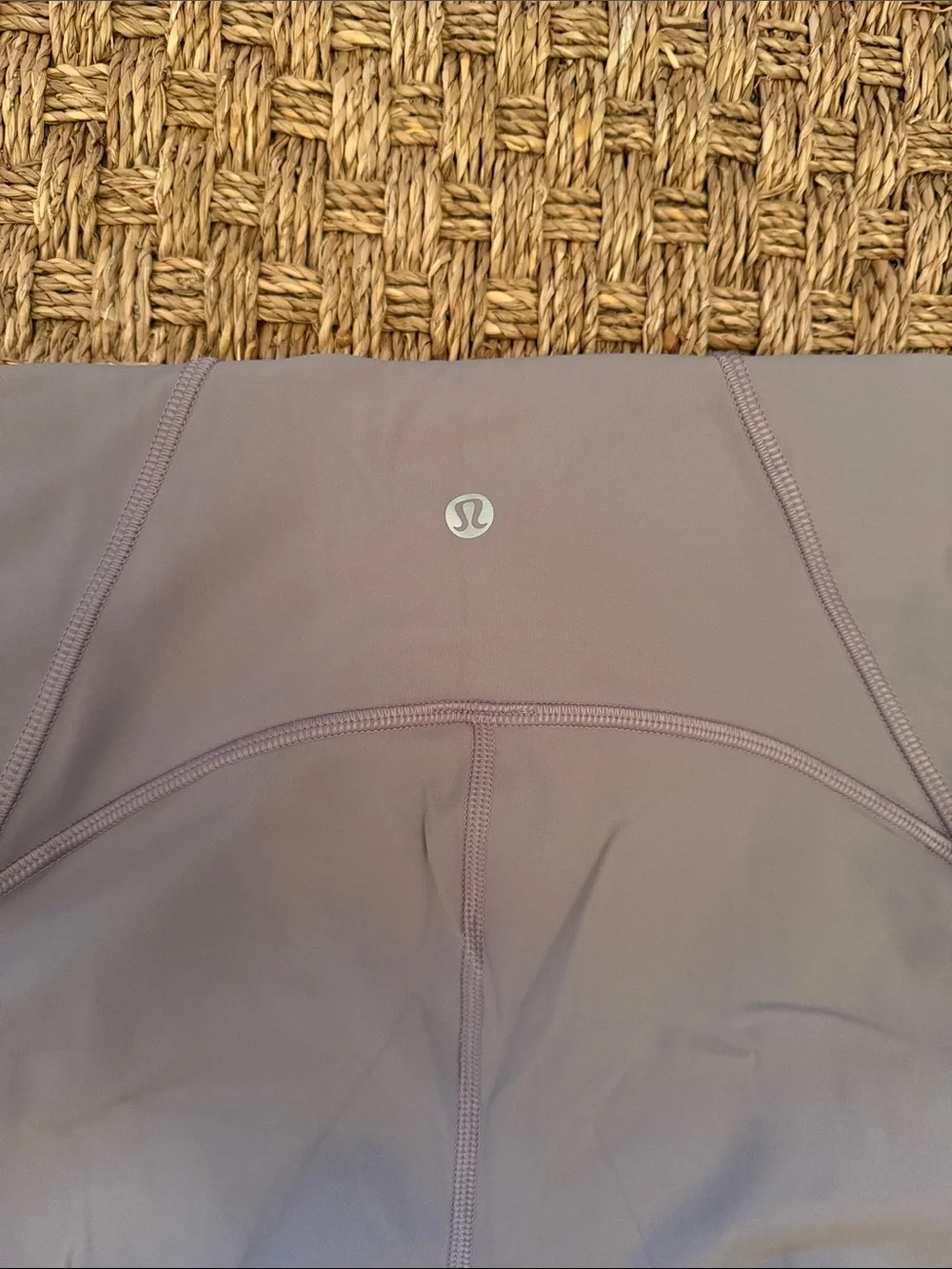 lululemon High-Waist Performance Leggings in Light Taupe and Mesh on Side Size 2